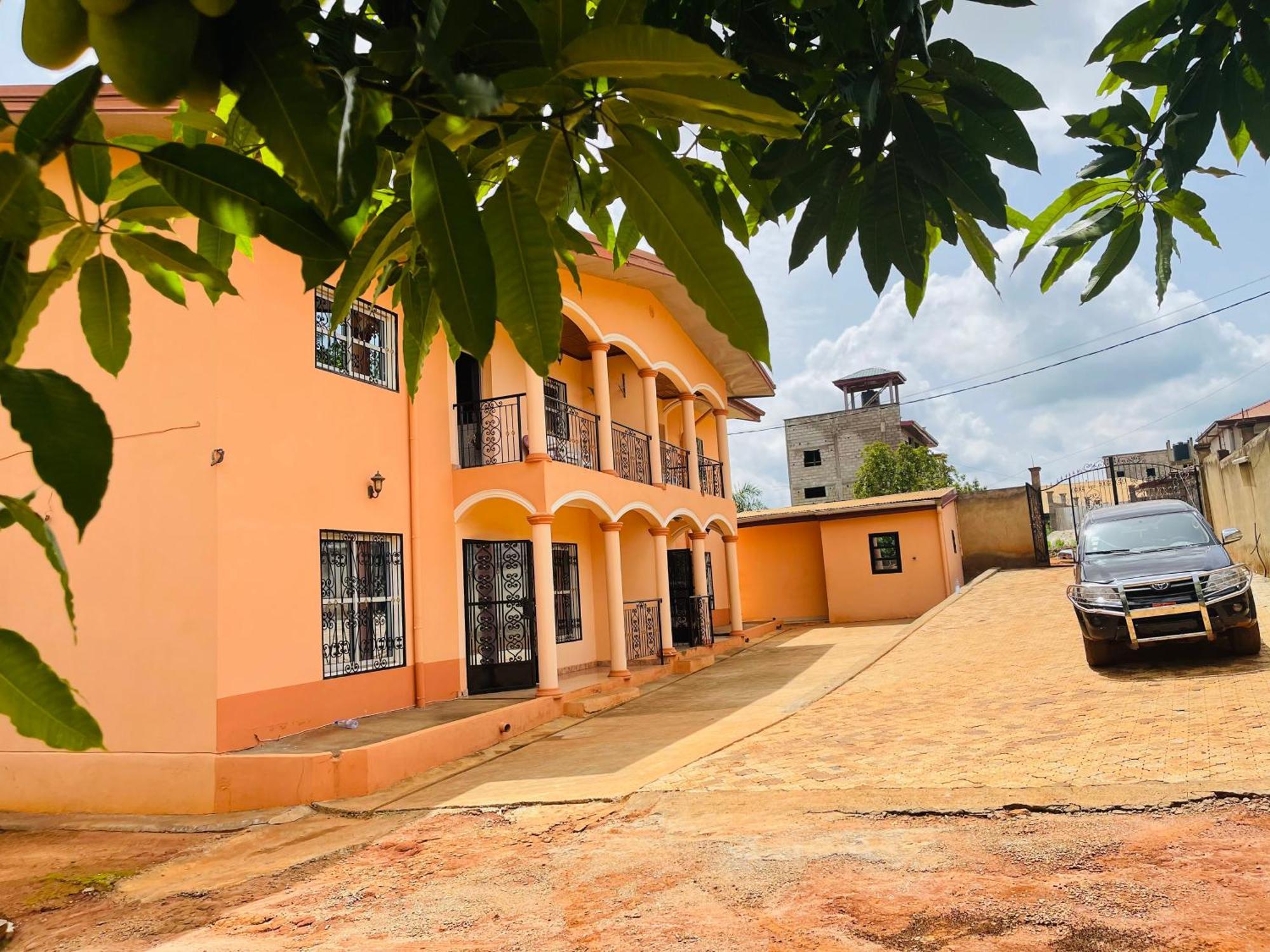Villa Contemporaine Yaoundé Εξωτερικό φωτογραφία